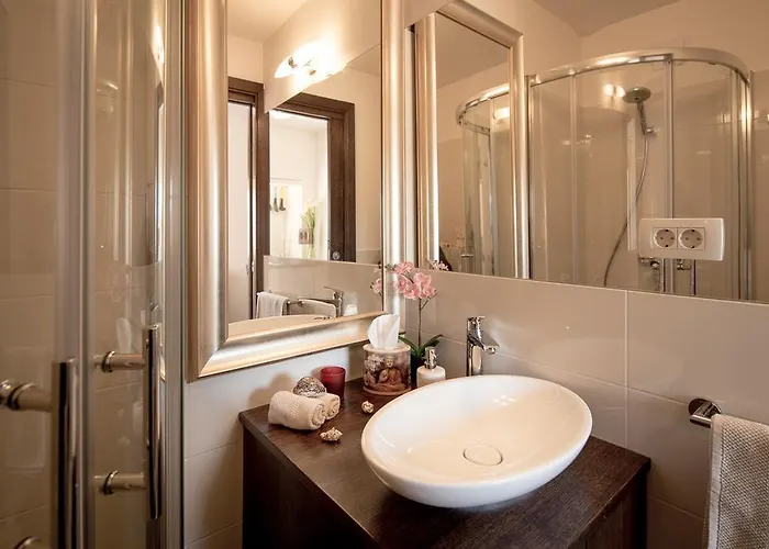 아파트 Shambala Sea View 로비니